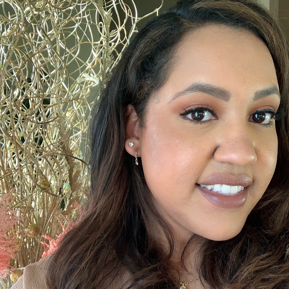 Meet your Posher, Mykayla